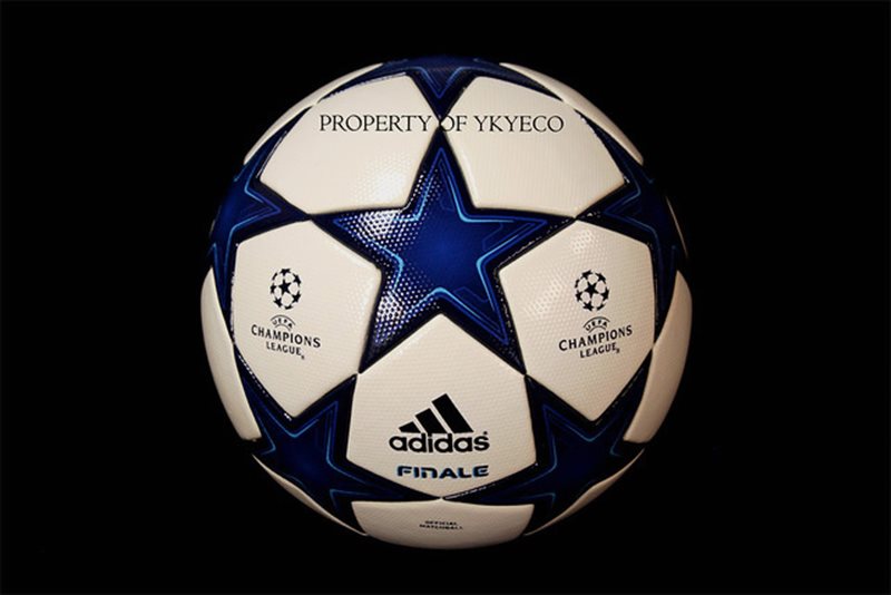 Champions league ball hot sale 2004